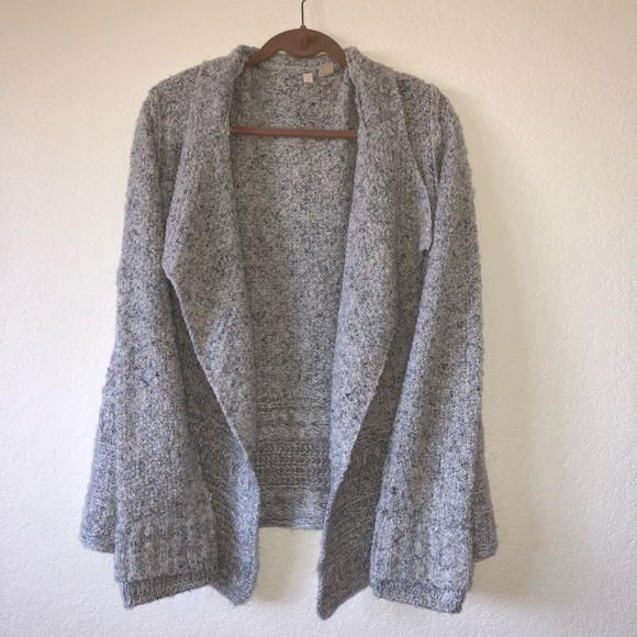 Anthropologie Sweaters - Anthropologie Moth gray/white Chunky Cardigan